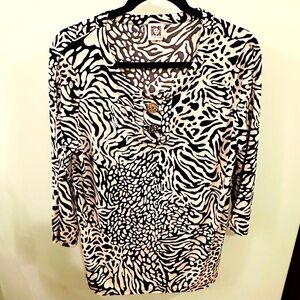 Anne Klein cold shoulder long sleeve blouse size medium